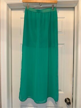 H&M Divided Green Chiffon Maxi Skirt